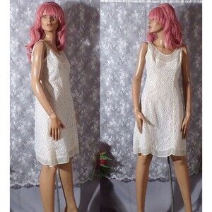 Vintage 60s Ivory Lace Dress Slip Size Medium Floral Lingerie Boudoir Pinup
